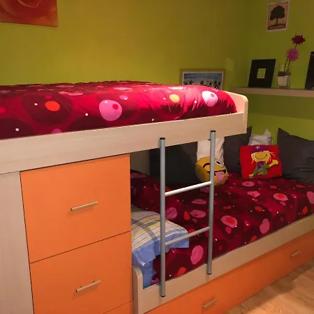 Amplio Apartamento En Pueblo * Canfranc