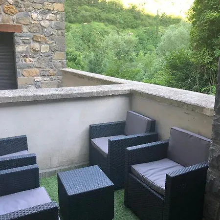 Apartamento Amplio Apartamento En Pueblo Canfranc